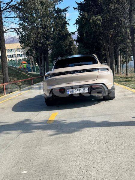 Big with watermark porsche panamera taraz georgiyev 5815