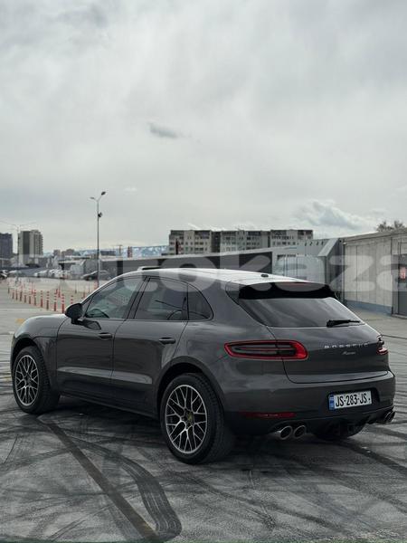 Big with watermark porsche macan taraz georgiyev 5819