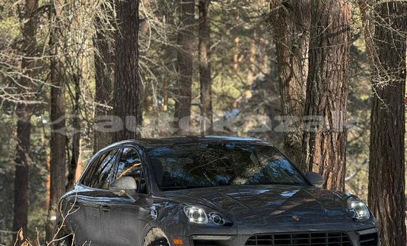 Buy Used Porsche Macan Silver Car in Georgiyev in Taraz Buy Used Porsche Macan Silver Car in Georgiyev in Taraz