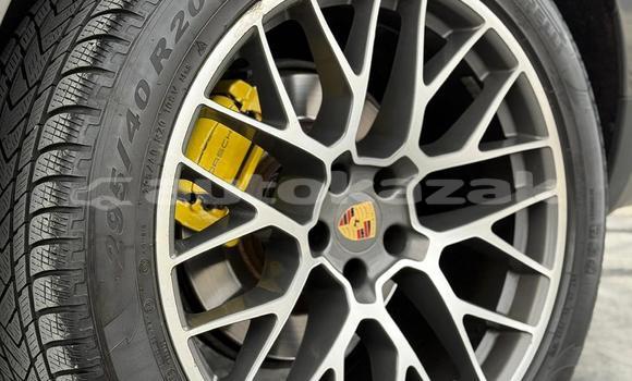 Buy Used Porsche Macan Silver Car in Georgiyev in Taraz Buy Used Porsche Macan Silver Car in Georgiyev in Taraz