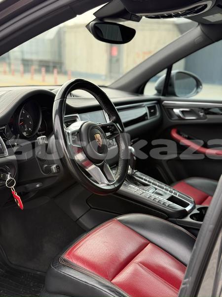Big with watermark porsche macan taraz georgiyev 5819