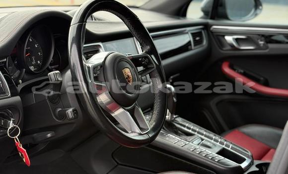 Buy Used Porsche Macan Silver Car in Georgiyev in Taraz Buy Used Porsche Macan Silver Car in Georgiyev in Taraz