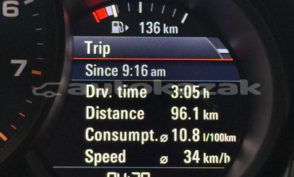 Buy Used Porsche Macan Silver Car in Georgiyev in Taraz Buy Used Porsche Macan Silver Car in Georgiyev in Taraz