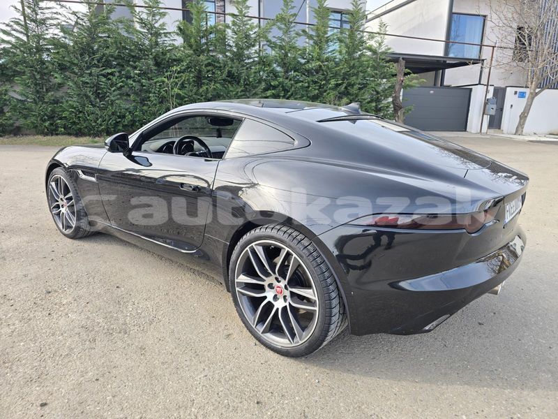 Big with watermark jaguar e type taraz georgiyev 5825