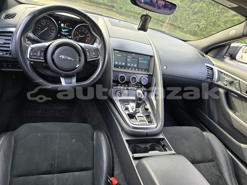 Big with watermark jaguar e type taraz georgiyev 5825