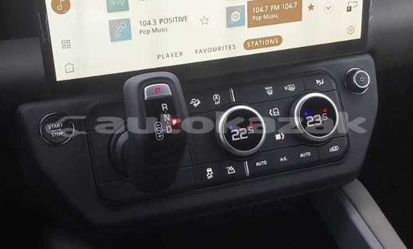 Buy Used Land Rover Defender Green Car in Georgiyev in Taraz Buy Used Land Rover Defender Green Car in Georgiyev in Taraz
