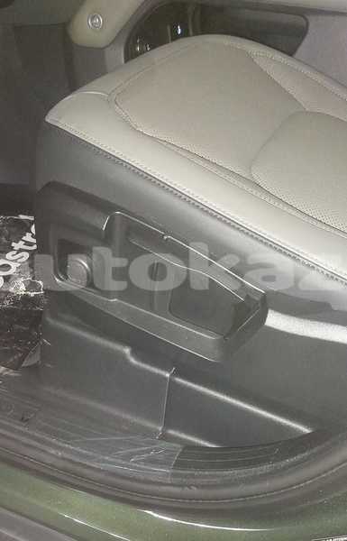 Big with watermark land rover defender taraz georgiyev 5826