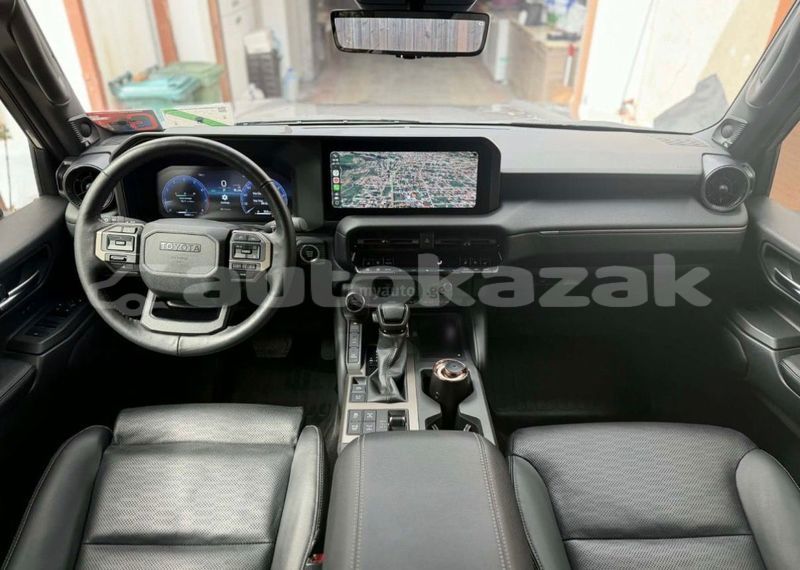 Big with watermark toyota land cruiser prado taraz georgiyev 5827