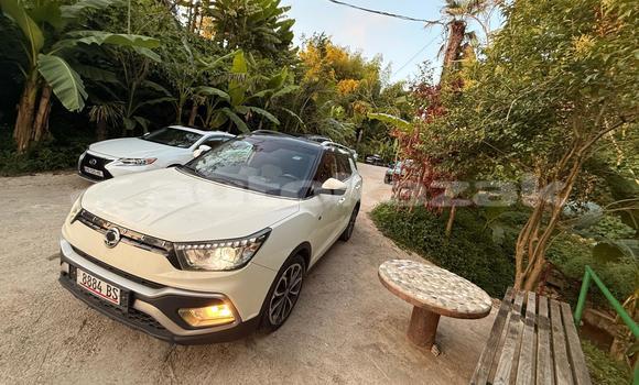 Buy Used SsangYong Tivoli White Car in Almati in Almati Buy Used SsangYong Tivoli White Car in Almati in Almati