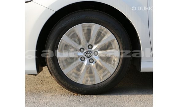Buy Import Toyota Camry White Car in Import - Dubai in Akmecet Buy Import Toyota Camry White Car in Import - Dubai in Akmecet