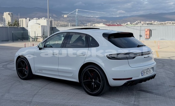 Buy Used Porsche Macan White Car in Georgiyev in Taraz Buy Used Porsche Macan White Car in Georgiyev in Taraz