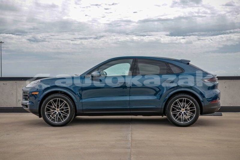 Big with watermark porsche cayenne taraz georgiyev 5841
