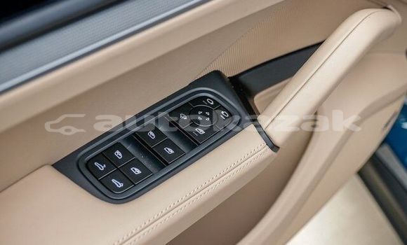 Buy Used Porsche Cayenne Blue Car in Georgiyev in Taraz Buy Used Porsche Cayenne Blue Car in Georgiyev in Taraz