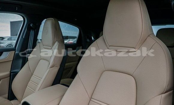 Buy Used Porsche Cayenne Blue Car in Georgiyev in Taraz Buy Used Porsche Cayenne Blue Car in Georgiyev in Taraz
