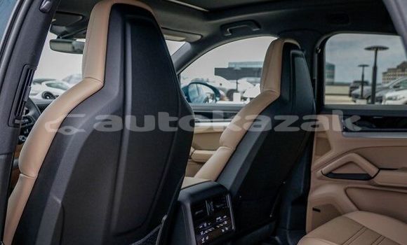 Buy Used Porsche Cayenne Blue Car in Georgiyev in Taraz Buy Used Porsche Cayenne Blue Car in Georgiyev in Taraz