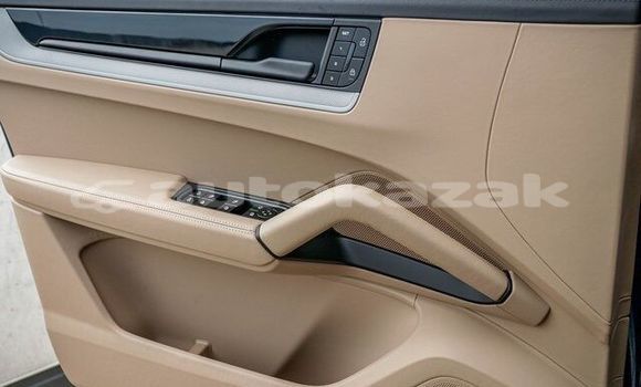 Buy Used Porsche Cayenne Blue Car in Georgiyev in Taraz Buy Used Porsche Cayenne Blue Car in Georgiyev in Taraz