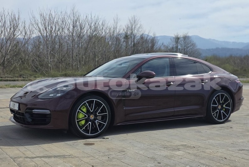 Big with watermark porsche panamera taraz georgiyev 5842