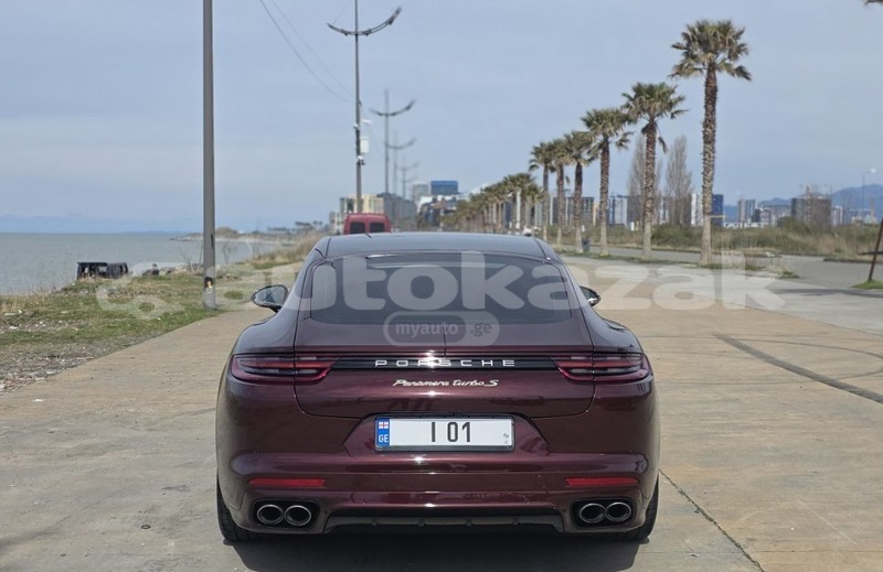 Big with watermark porsche panamera taraz georgiyev 5842