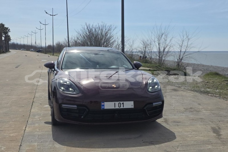 Big with watermark porsche panamera taraz georgiyev 5842