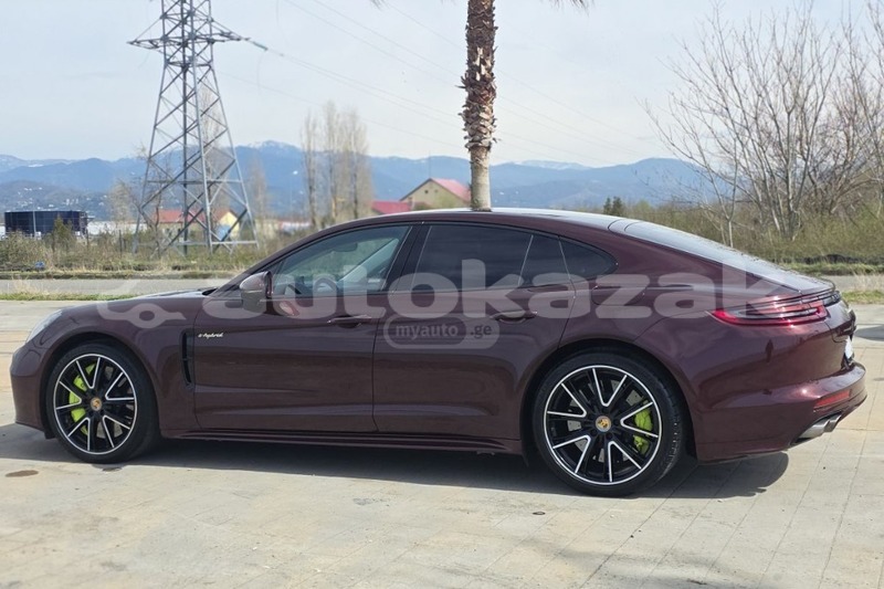 Big with watermark porsche panamera taraz georgiyev 5842