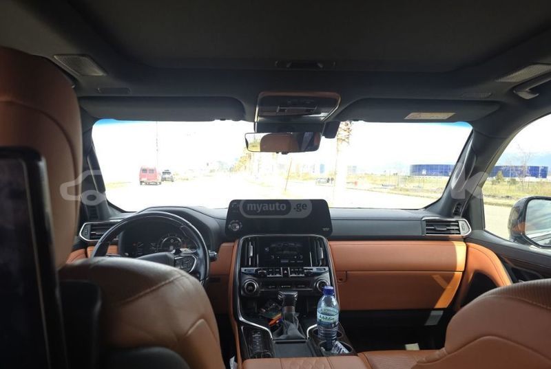 Big with watermark lexus lx taraz georgiyev 5843