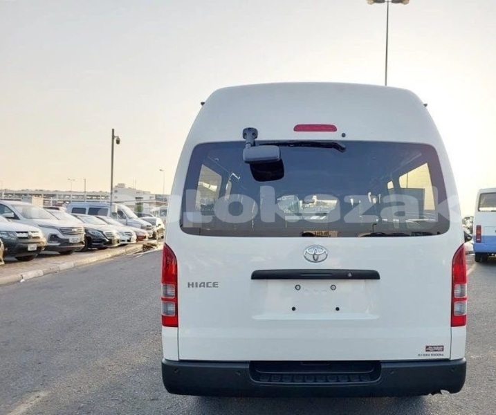 Big with watermark toyota hiace karagandi aktau 5845