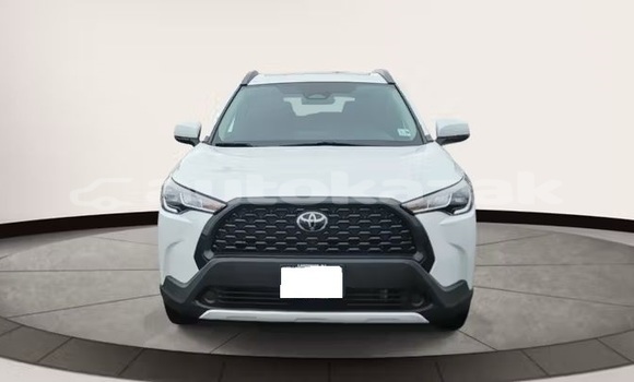 Buy Used Toyota Corolla Cross White Car in Aktau in Karagandi