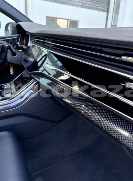 Big with watermark audi sq7 taraz georgiyev 5861