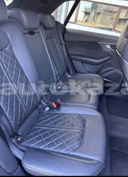 Big with watermark audi sq7 taraz georgiyev 5861