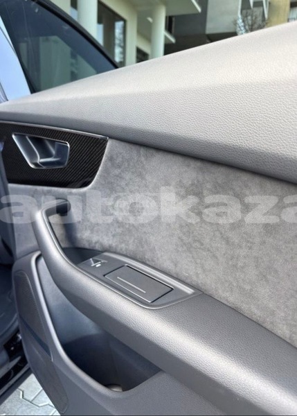 Big with watermark audi sq7 taraz georgiyev 5861