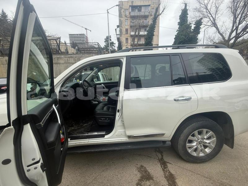 Big with watermark toyota land cruiser taraz georgiyev 5873