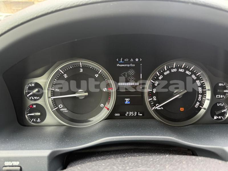 Big with watermark toyota land cruiser taraz georgiyev 5873