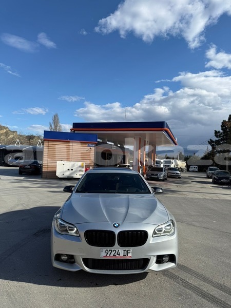 Big with watermark bmw 5 series taraz georgiyev 5877