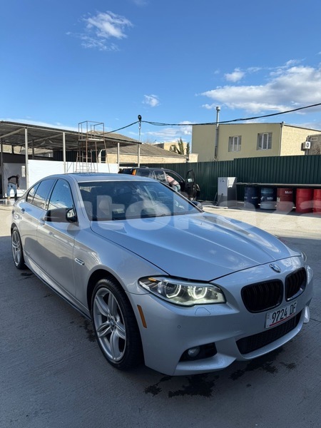 Big with watermark bmw 5 series taraz georgiyev 5877