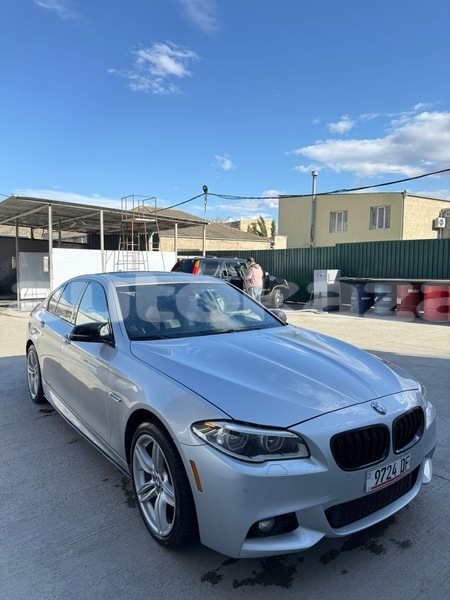 Big with watermark bmw 5 series taraz georgiyev 5877