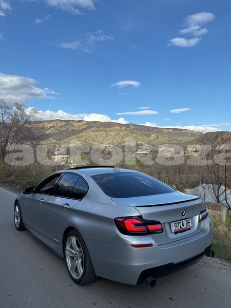 Big with watermark bmw 5 series taraz georgiyev 5877