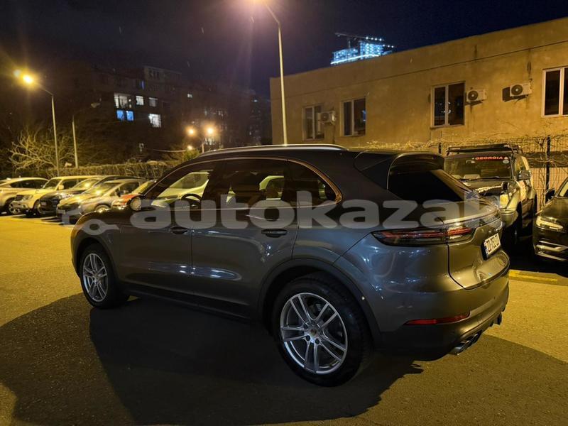 Big with watermark porsche cayenne taraz georgiyev 5880