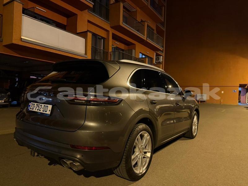 Big with watermark porsche cayenne taraz georgiyev 5880