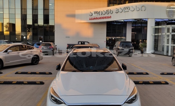 Buy Used Infiniti QX30 White Car in Astana in Akmola