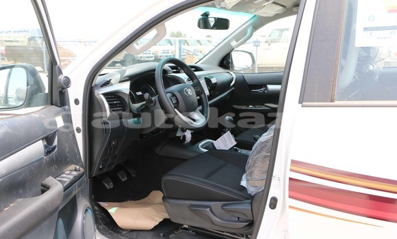 Buy New Toyota Hilux White Car in Import - Dubai in Akmecet Buy New Toyota Hilux White Car in Import - Dubai in Akmecet