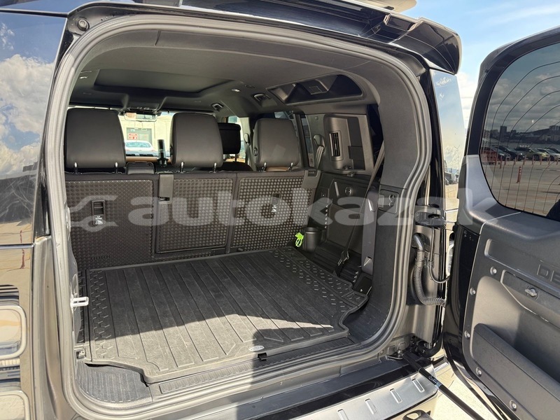 Big with watermark land rover defender taraz georgiyev 5889