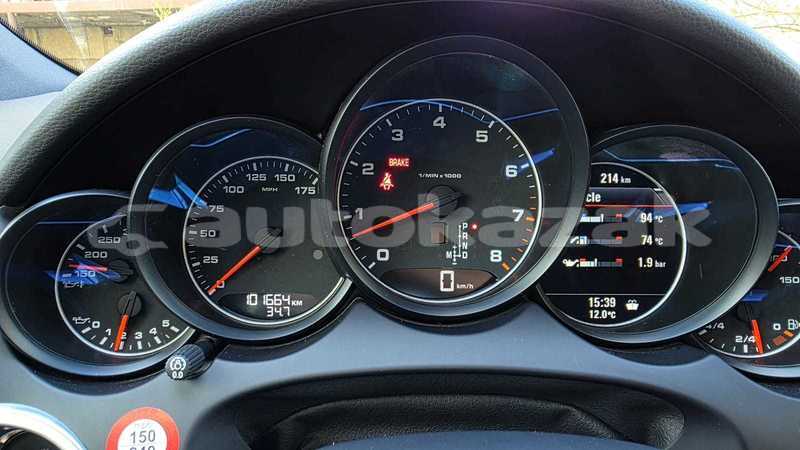 Big with watermark porsche cayenne taraz georgiyev 5906