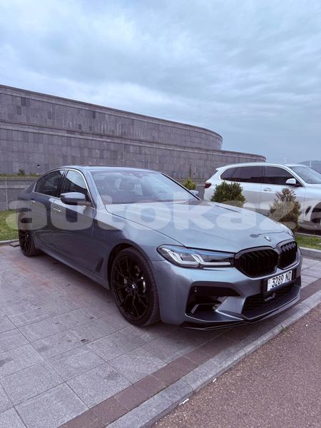 Big with watermark bmw 5 series taraz georgiyev 5909