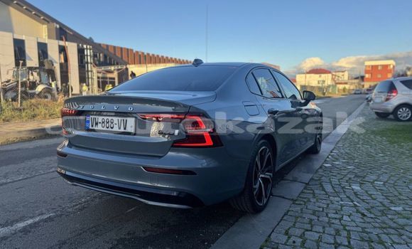 Buy Used Volvo S60 Silver Car in Georgiyev in Taraz Buy Used Volvo S60 Silver Car in Georgiyev in Taraz