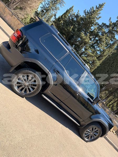 Big with watermark toyota land cruiser prado taraz georgiyev 5912