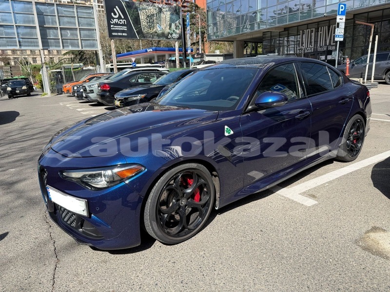 Big with watermark alfa romeo giulia taraz georgiyev 5915