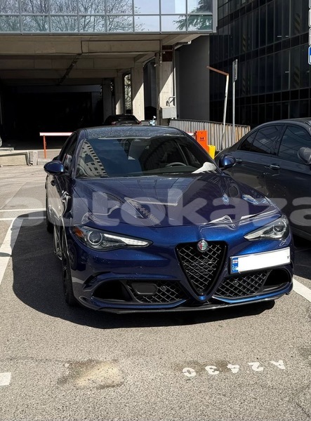 Big with watermark alfa romeo giulia taraz georgiyev 5915