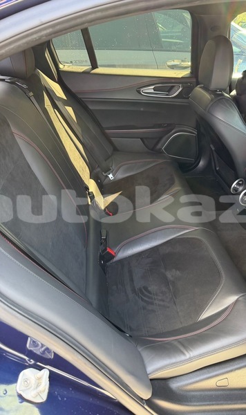 Big with watermark alfa romeo giulia taraz georgiyev 5915