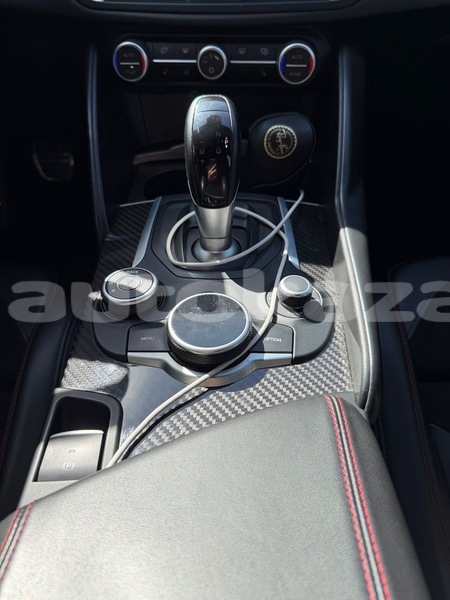 Big with watermark alfa romeo giulia taraz georgiyev 5915