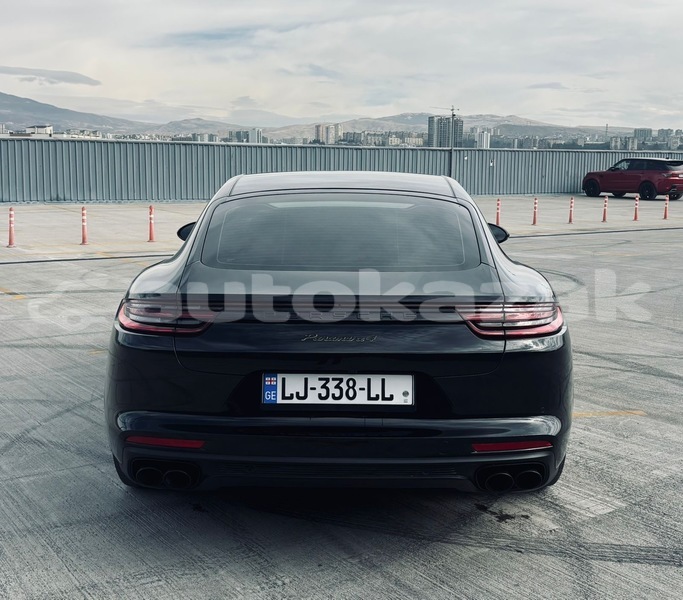Big with watermark porsche panamera taraz georgiyev 5918